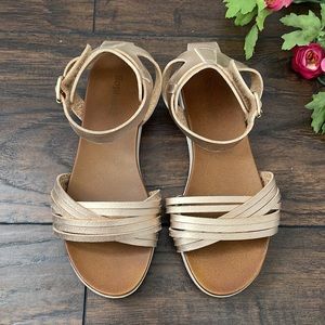 Girls rose gold sandal size 2